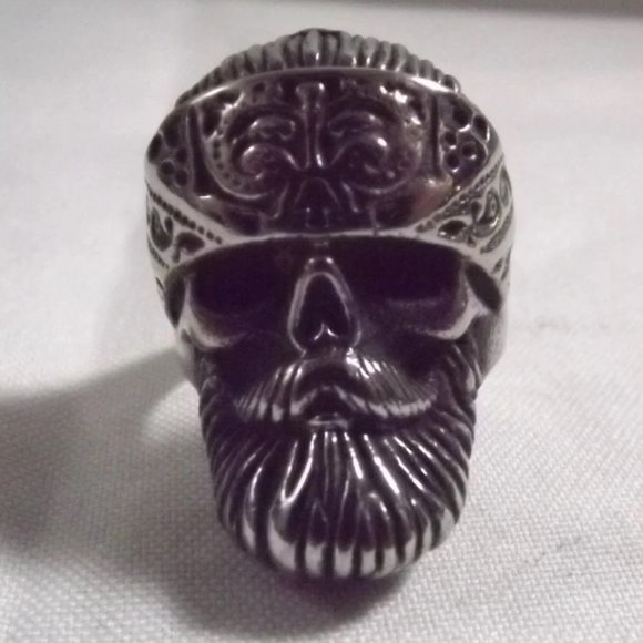 Vintage Unisex Plus Size Stainless Steel Statement Viking Skull Face Ring - Picture 9 of 10
